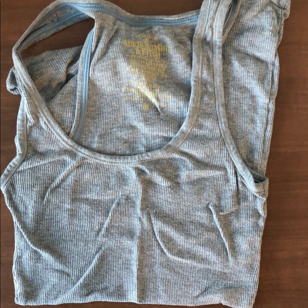 Grey tank top